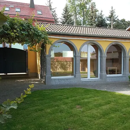 Haus Toskana, Kleines Im Toskanagarten Bad Sulza